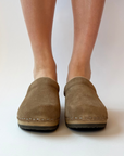 Embla I Umber Suede