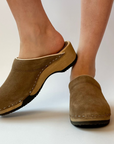 Embla I Umber Suede