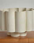 bzippylarge scallop planter cream