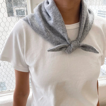 Cashmere Bandana in Grey