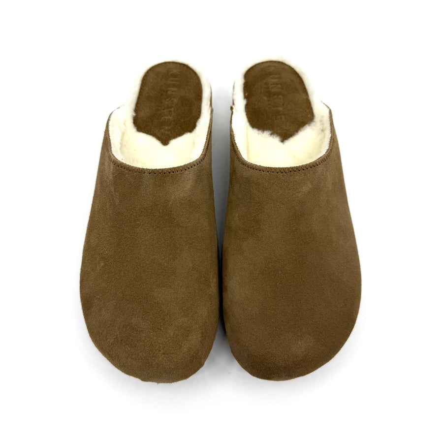 Ella Suede Clogs with Shearling in Umber