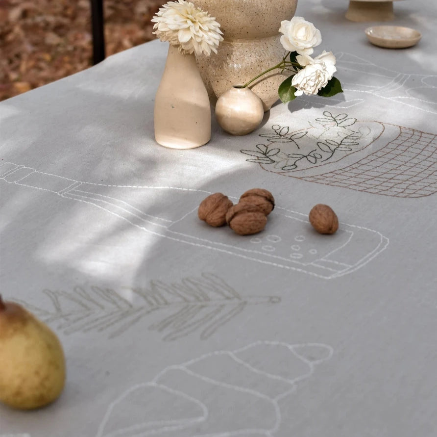 Embroidered Le Printemps Linen Tablecloth