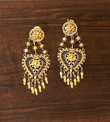 Vintage 18K Portuguese Dangle Earrings