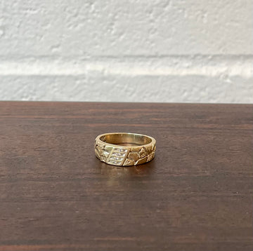 Vintage 14 K Yellow Gold + Diamond Retro Nugget Ring