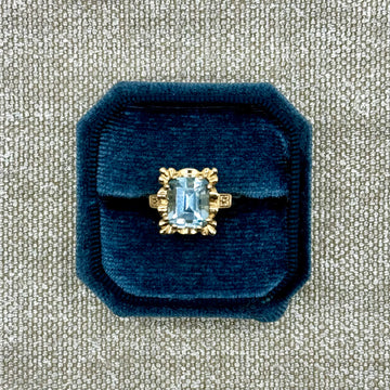 Vintage 14k Yellow Gold + Aquamarine Ring