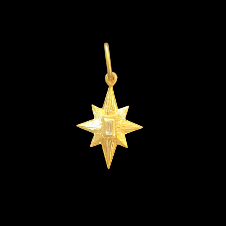"Amo La Mia Vita" Star Charm