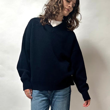 Balla Slouch V Neck Sweater in Navy