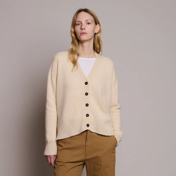 Cashmere Cardigan in Ivory