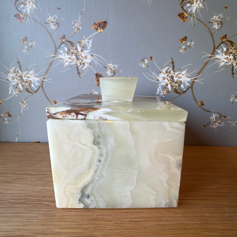 Vintage Onyx Lidded Box