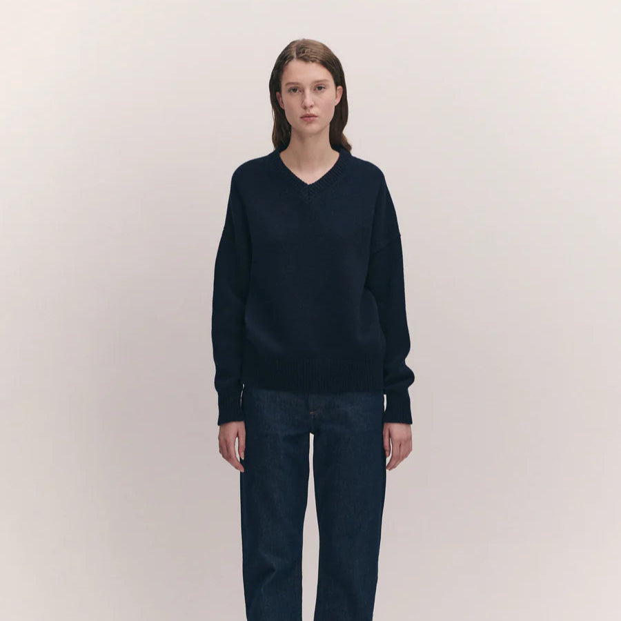 Balla Slouch V Neck Sweater in Navy