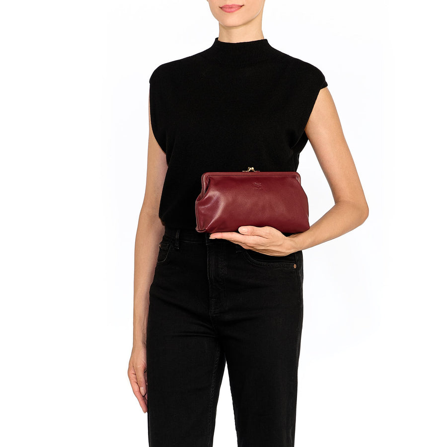 il bisonte classic clutch amarena