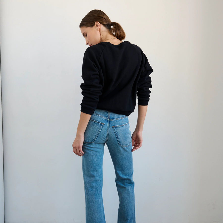 jamiehallerblacksweatshirt5