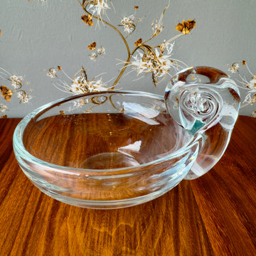 vintage handblown glass shell bowl