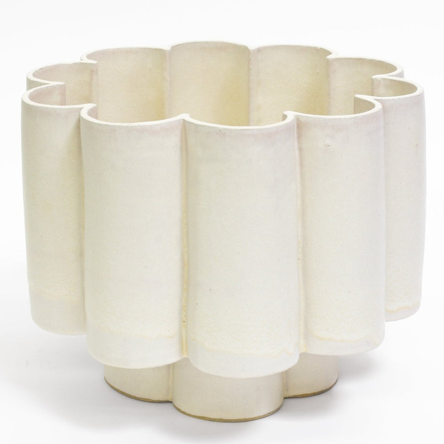 BZippy Large Scallop Planter Cream