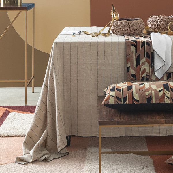 Calvi Linen Tablecloth 63x118"